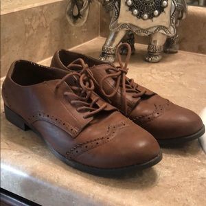 Tan Forever 21 brown loafers